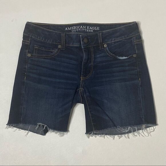 American Eagle Outfitters | MIDI Raw Hem Denim Shorts - Picture 1 of 4
